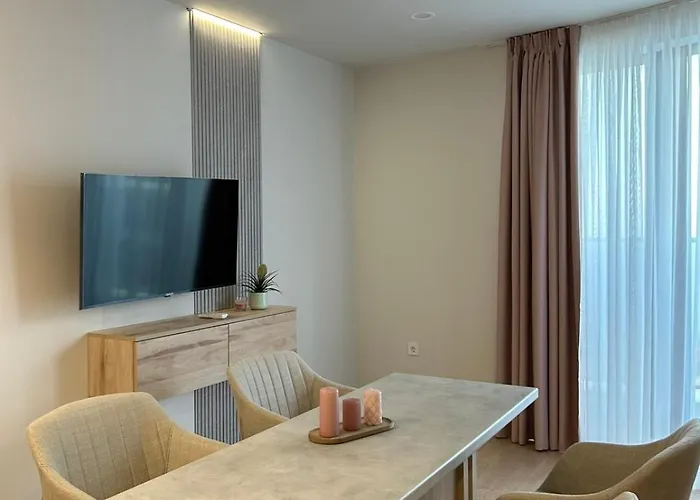 Skyline 44 Apartment *